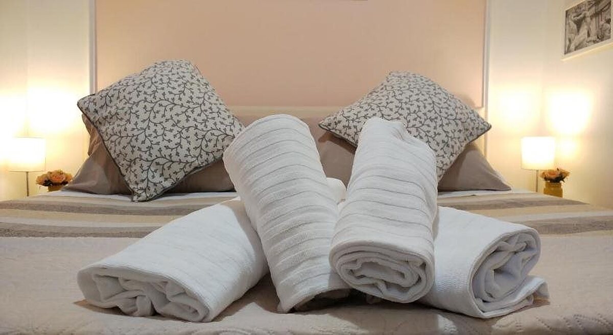 DREAMING NAVONA ROOMS