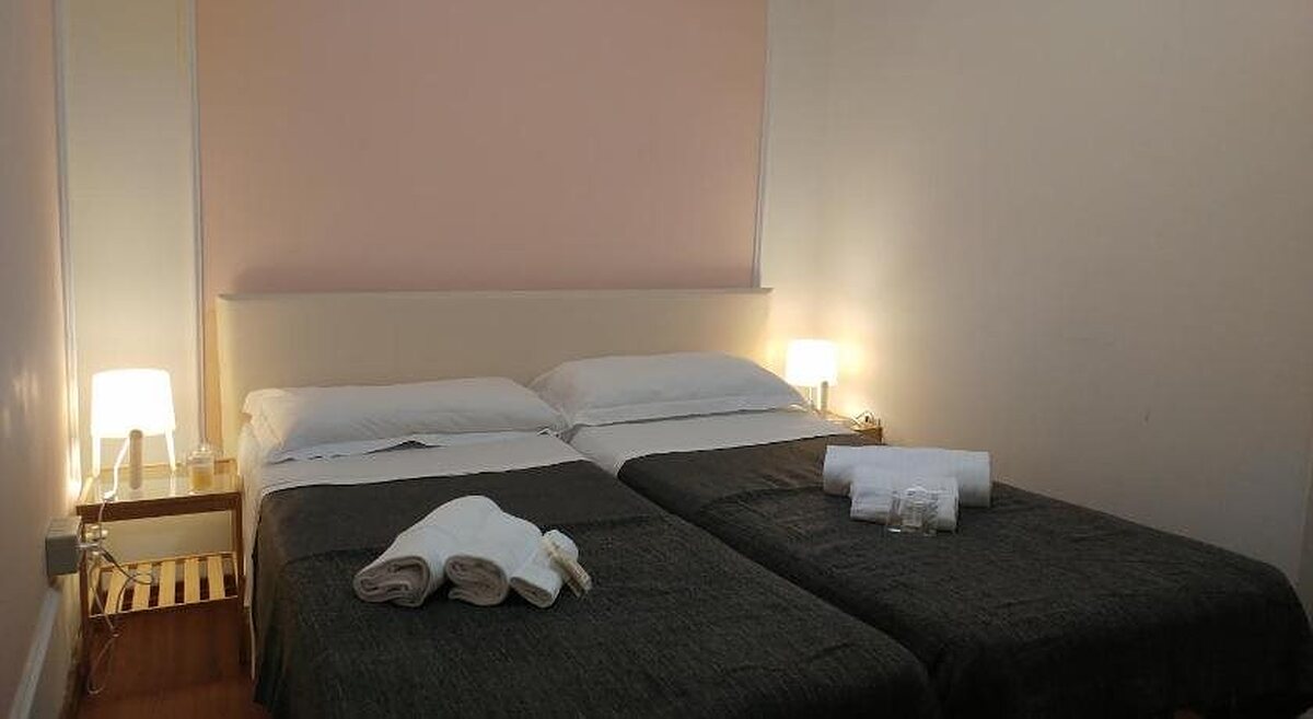 DREAMING NAVONA ROOMS
