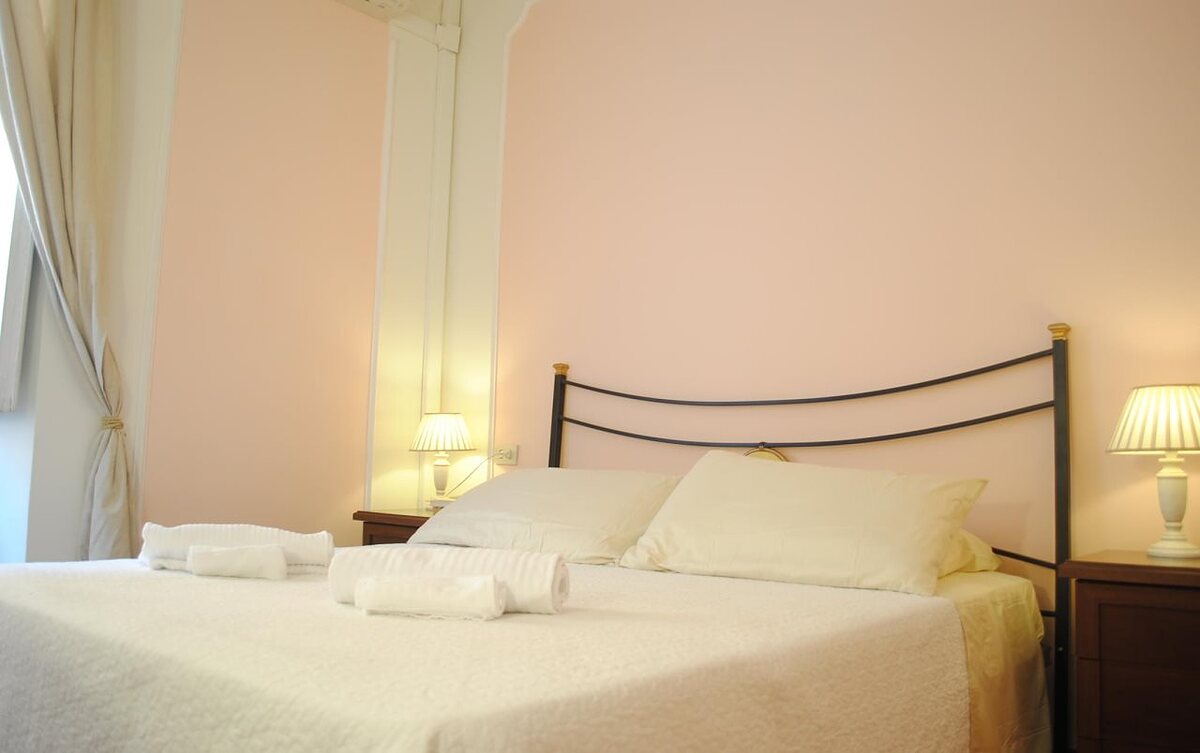 DREAMING NAVONA ROOMS