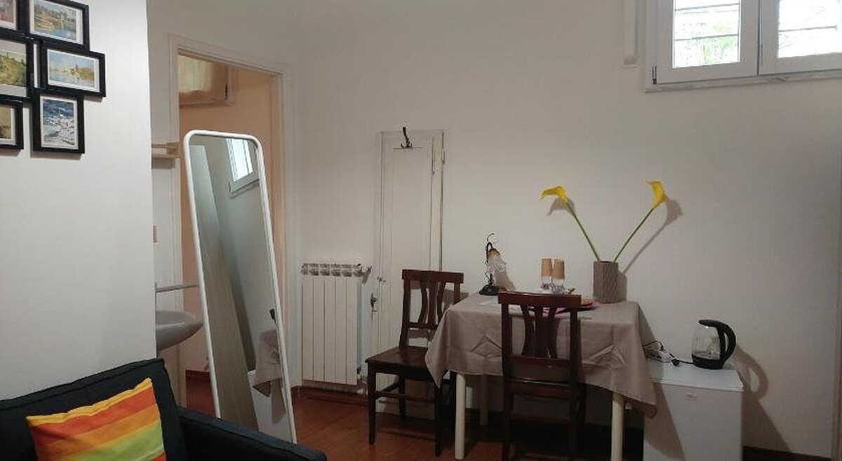DREAMING NAVONA ROOMS