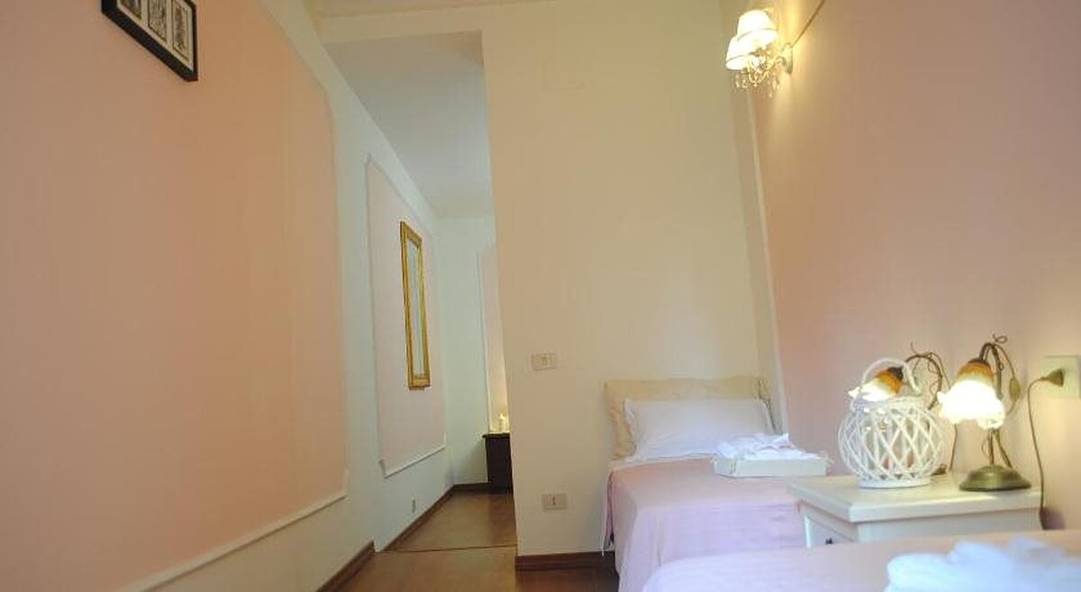 DREAMING NAVONA ROOMS