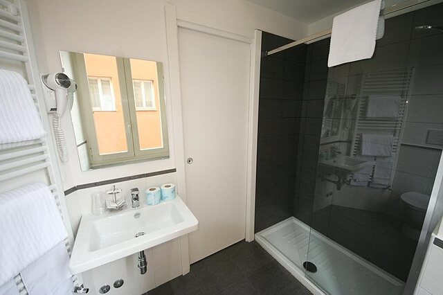 Elle Cavour Guest House