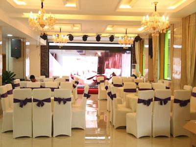 7 DAYS INN LONGNAN WU DU CENTER BRANCH