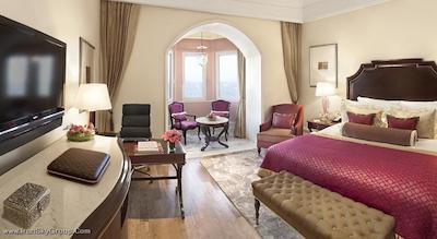 تاج محل پالاس