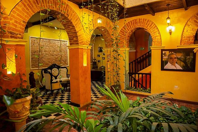 Ayenda 1312 San Nicolás Colonial