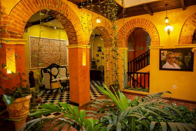 Ayenda 1312 San Nicolás Colonial