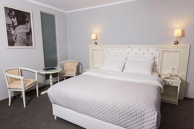 Cherie Hotel Boutique Restaurant