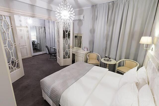Cherie Hotel Boutique Restaurant