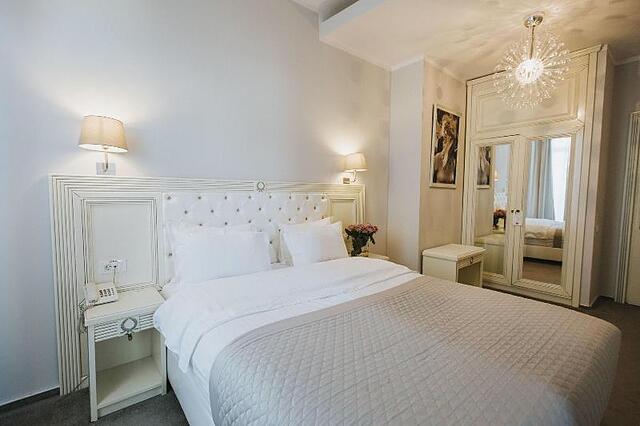 Cherie Hotel Boutique Restaurant