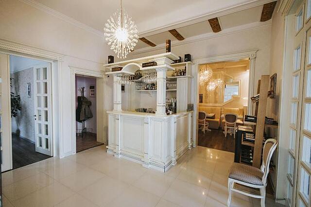 Cherie Hotel Boutique Restaurant
