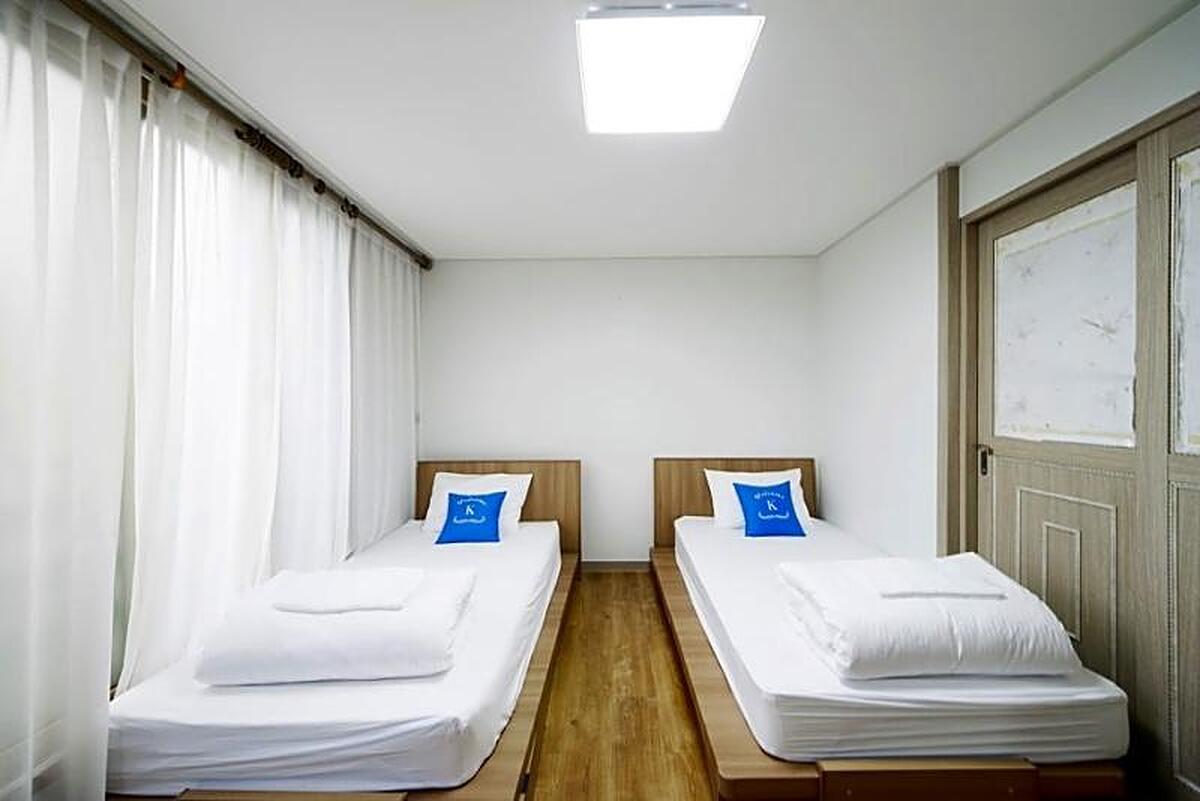 K GUESTHOUSE INCHEON AIRPORT 1