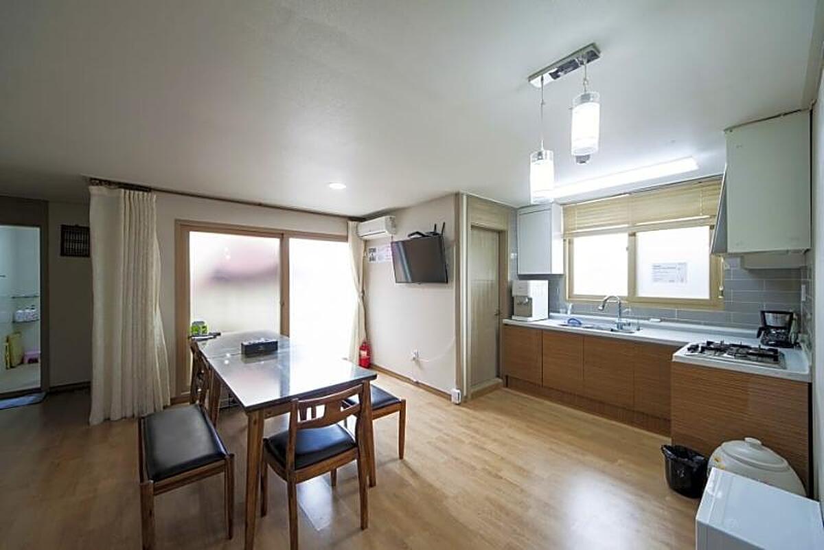 K GUESTHOUSE INCHEON AIRPORT 1