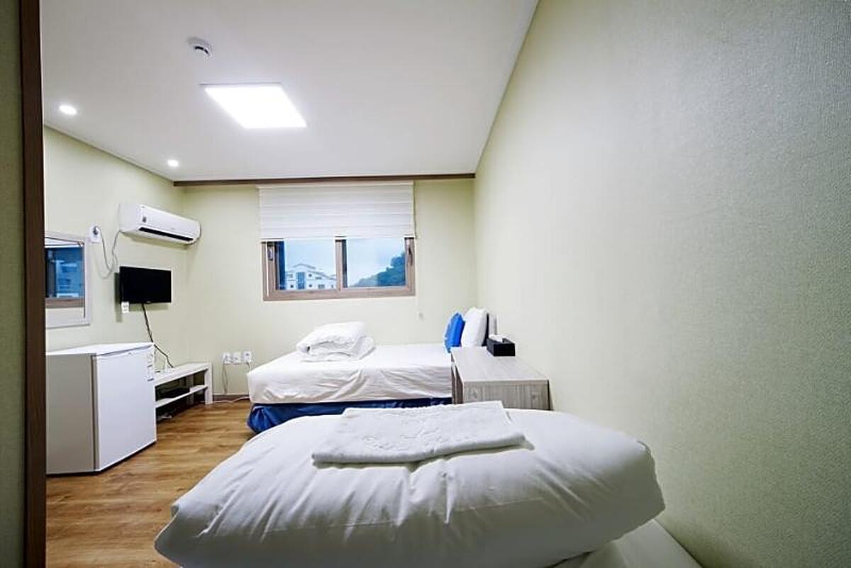 K GUESTHOUSE INCHEON AIRPORT 1