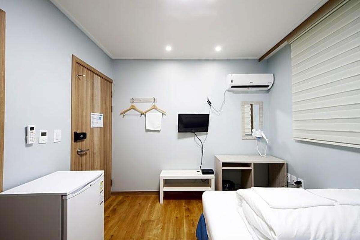 K GUESTHOUSE INCHEON AIRPORT 1