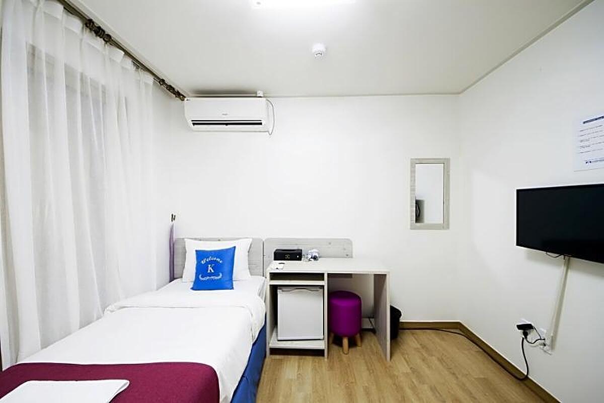 K GUESTHOUSE INCHEON AIRPORT 1