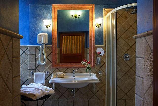 Hotel Golden