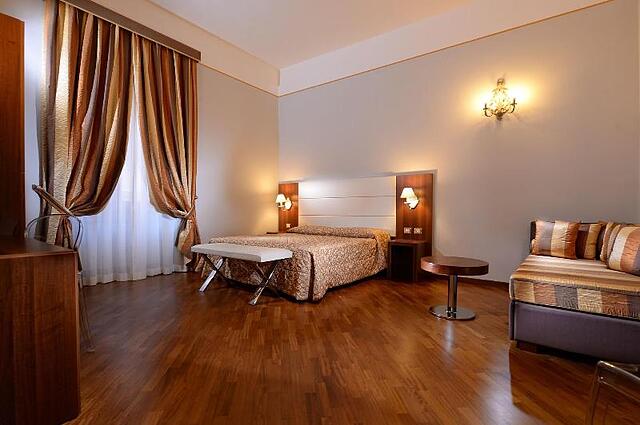 Hotel Golden