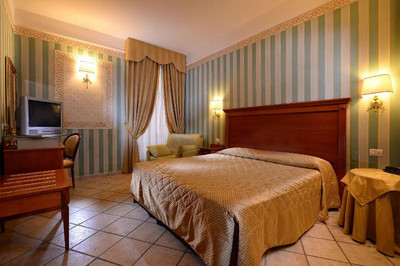 Hotel Golden