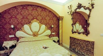 Impero Vaticano Suites Guest House