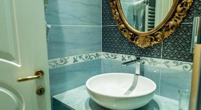 Impero Vaticano Suites Guest House