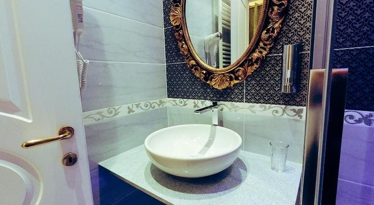Impero Vaticano Suites Guest House
