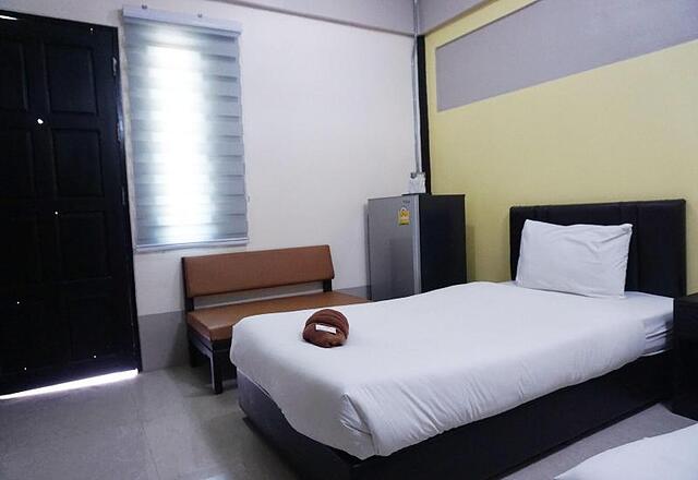 Puangpech Hotel