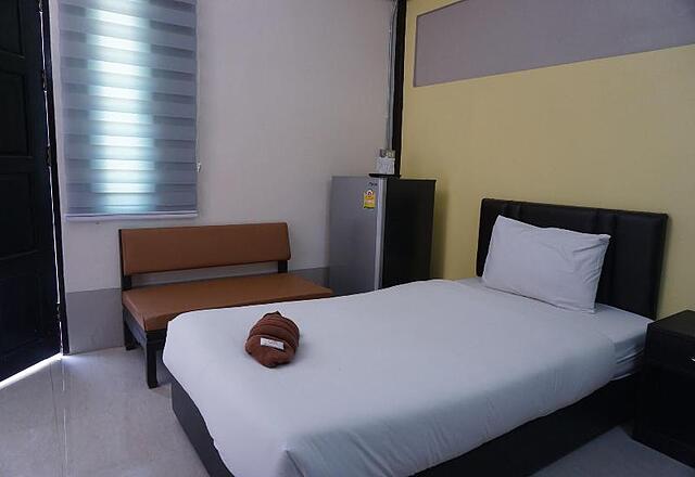 Puangpech Hotel