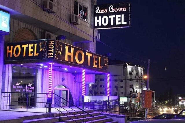 Sara Crown Hotel