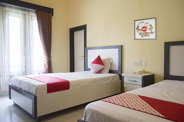 Oyo 1283 Guest House Loemajan
