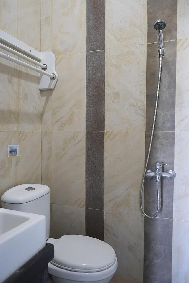 Oyo 1283 Guest House Loemajan