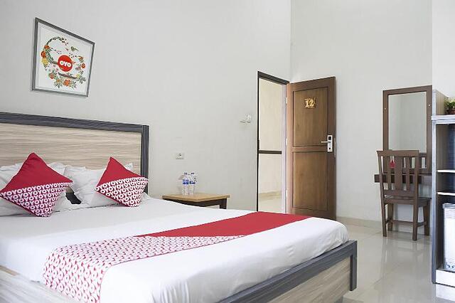Oyo 1283 Guest House Loemajan