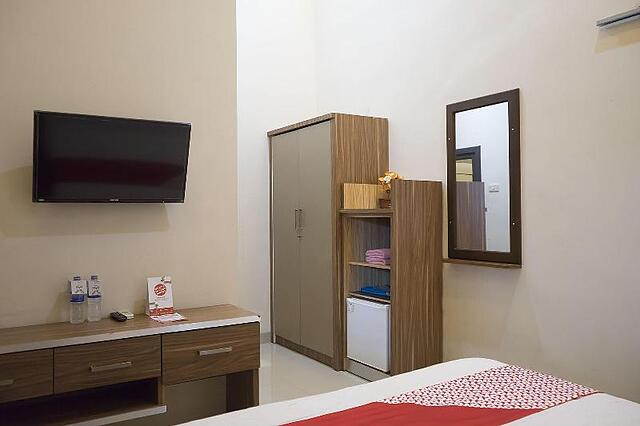 Oyo 1283 Guest House Loemajan