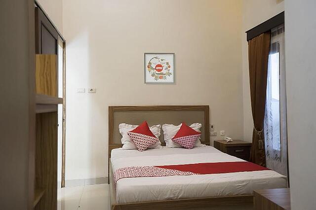 Oyo 1283 Guest House Loemajan