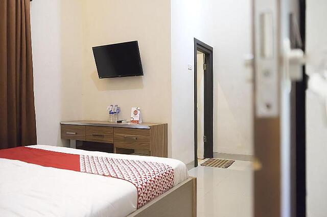 Oyo 1283 Guest House Loemajan