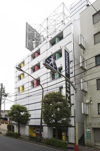 Tetora Akabane