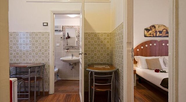 Navona Tower Relais