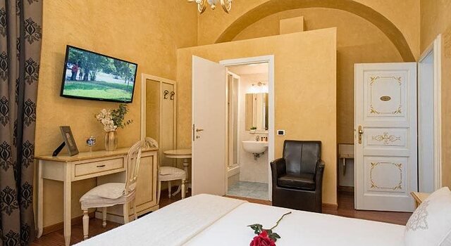 Navona Tower Relais