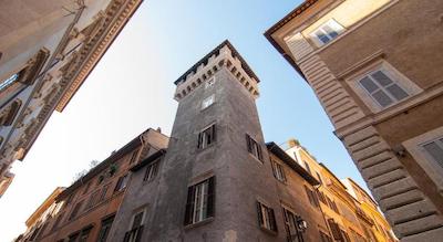 Navona Tower Relais