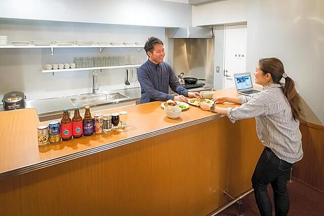 TRAIN HOSTEL HOKUTOSEI