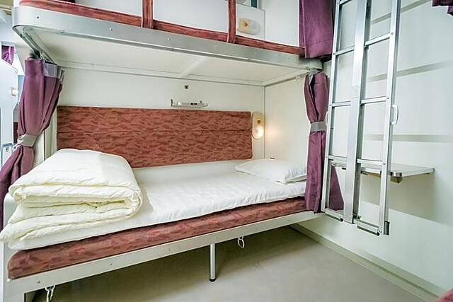 TRAIN HOSTEL HOKUTOSEI