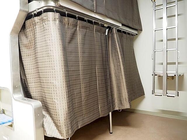 TRAIN HOSTEL HOKUTOSEI