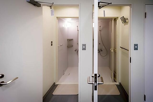 TRAIN HOSTEL HOKUTOSEI