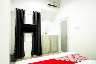 OYO 716 Iciw Iciw Exclusive Homestay