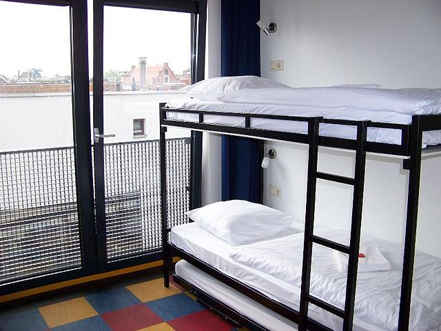 Bud Gett Hostels
