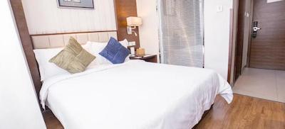 Apsaras Hotel (Lanzhou Baiyin Road)