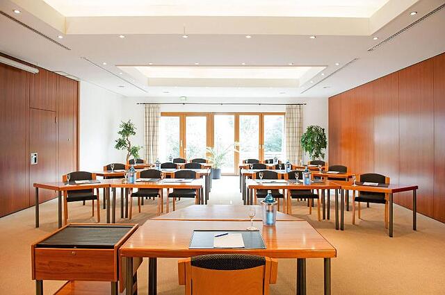 Maifeld Sport- & Tagungshotel