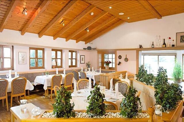 Maifeld Sport- & Tagungshotel