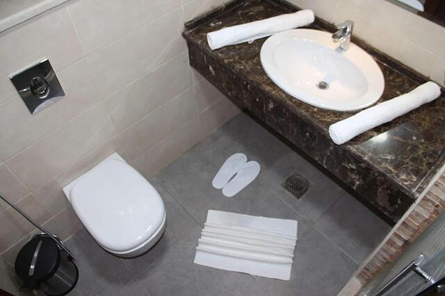 Saray Hotel