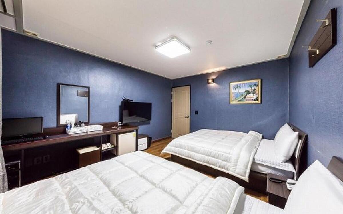 Cf Motel
