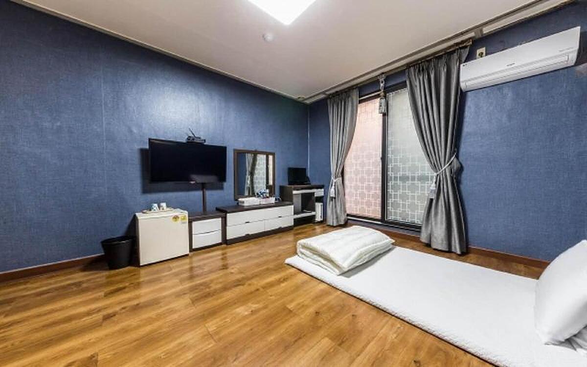 Cf Motel